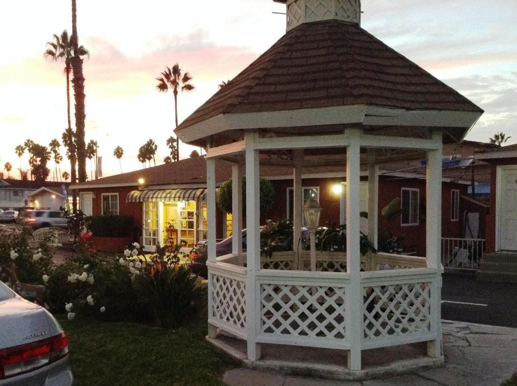 Oceanside Inn & Suites 外观 照片