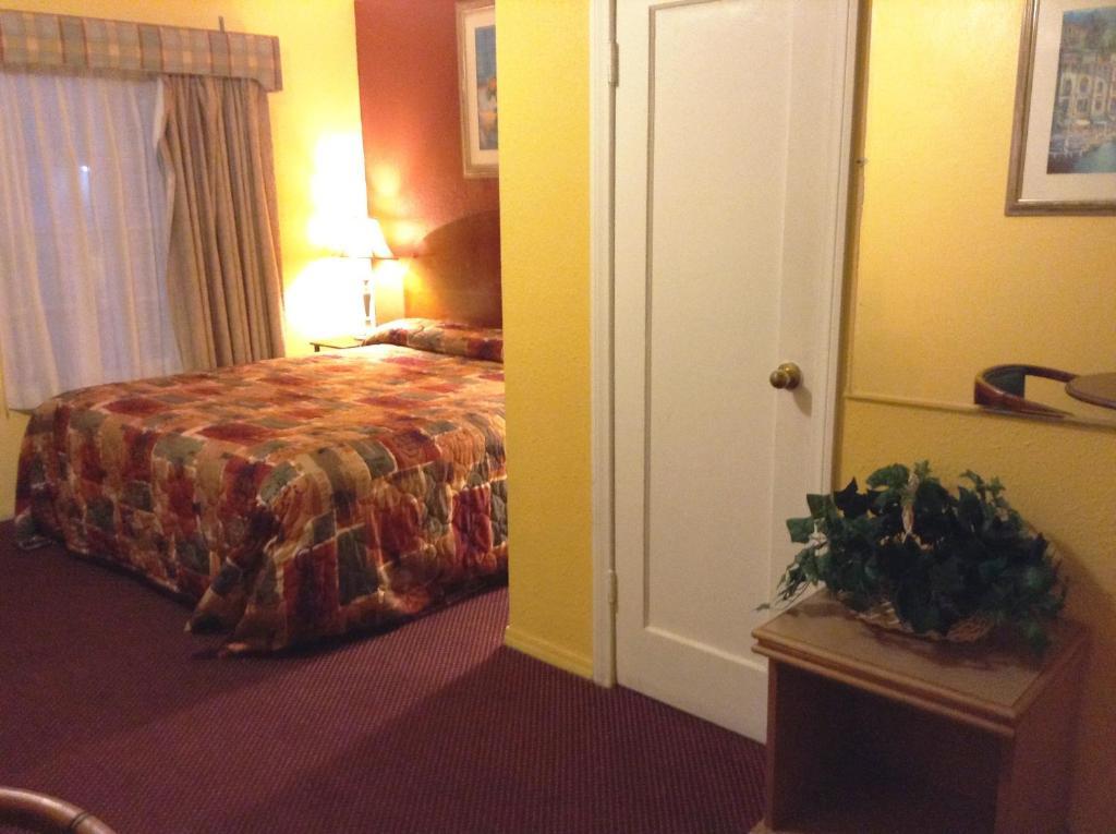 Oceanside Inn & Suites 客房 照片
