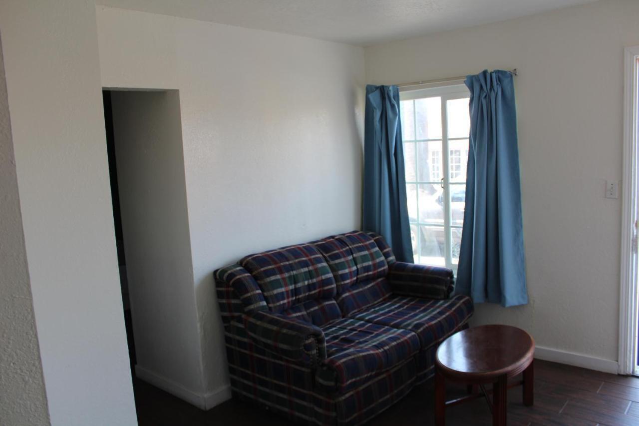Oceanside Inn & Suites 外观 照片